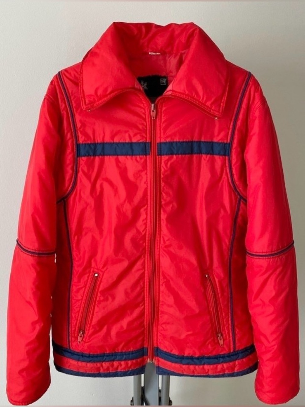 Vintage Sigallo Ski Jacket Retro Men’s Puffer Coat Red & Navy Funnel Neck